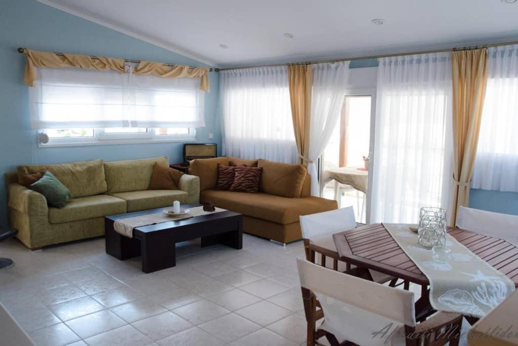 Paressa'S House Apartment Nikiti  Exterior photo
