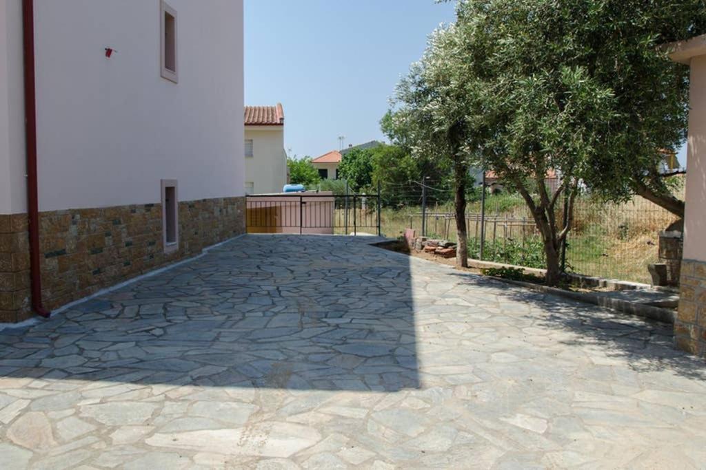 Paressa'S House Apartment Nikiti  Exterior photo